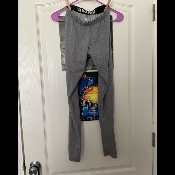 Nike Leggings - Picture 2 of 4